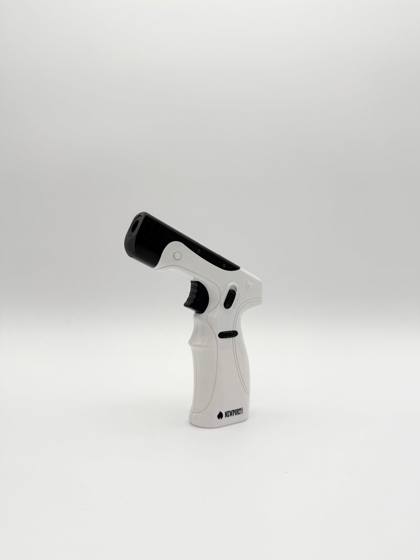 Newport Gun Torch White