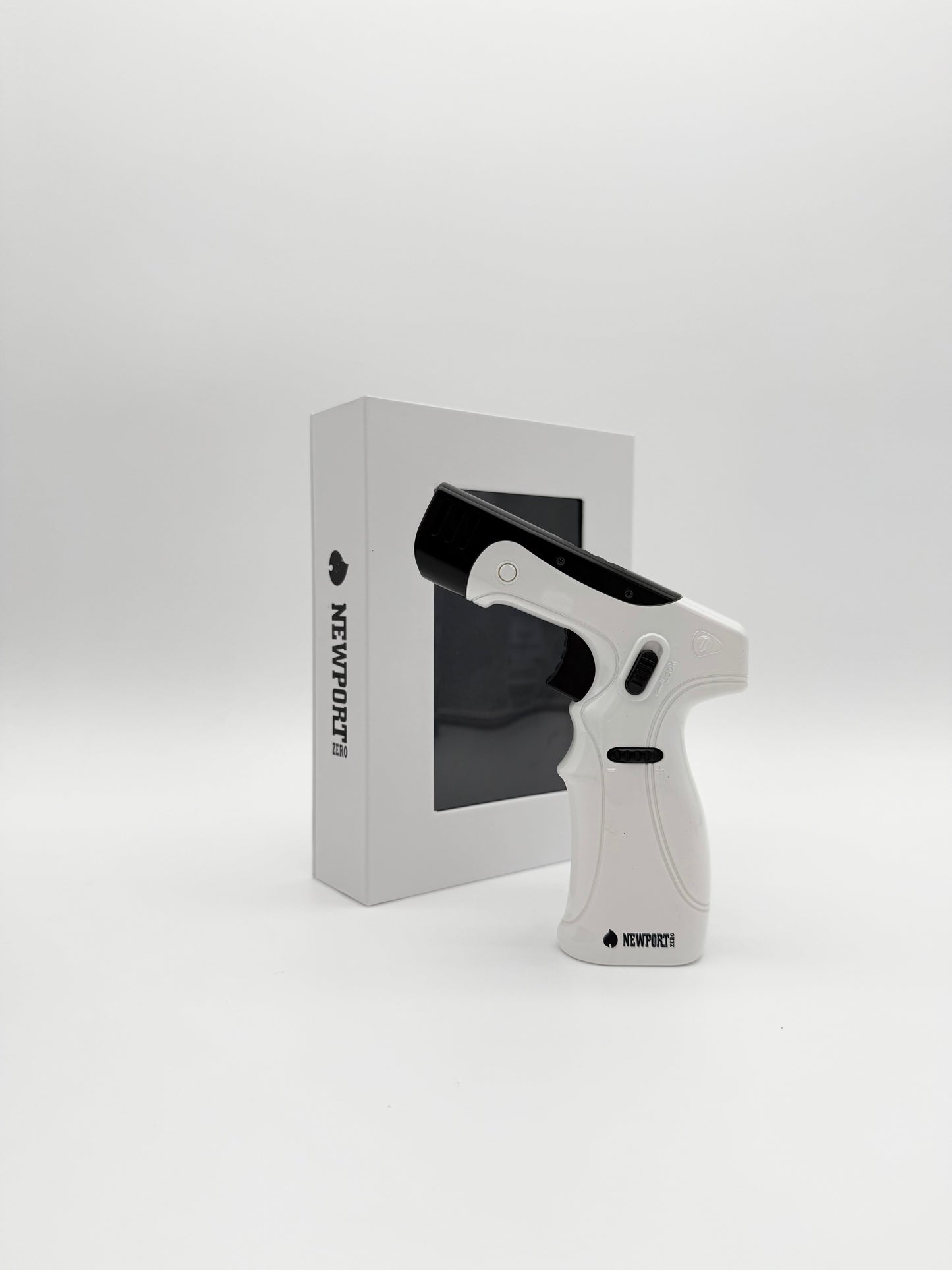 Newport Gun Torch White